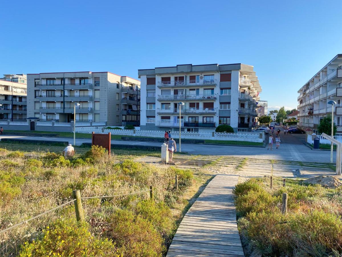 Piso Primera Linea De Playa Laredo Eksteriør bilde